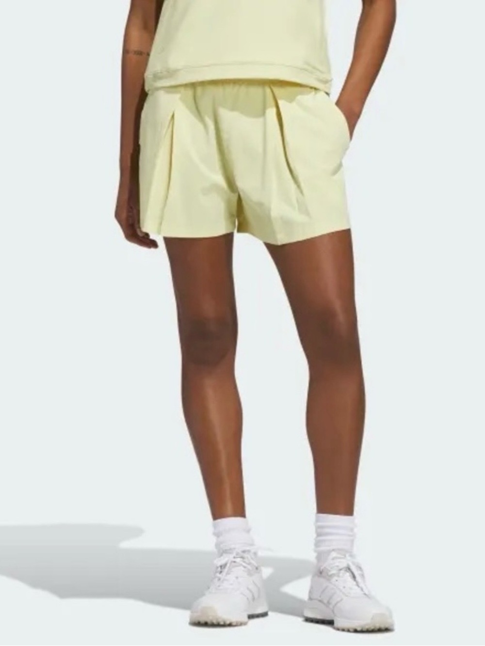NWT adidas Go-To golf shorts yellow size large